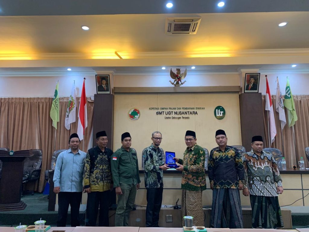 Business Visit Prodi Perbankan Syariah Unira Malang ke BMT UGT Nusantara Sidogiri: Perkuat Wawasan Industri dan Spirit Keuangan Inklusif